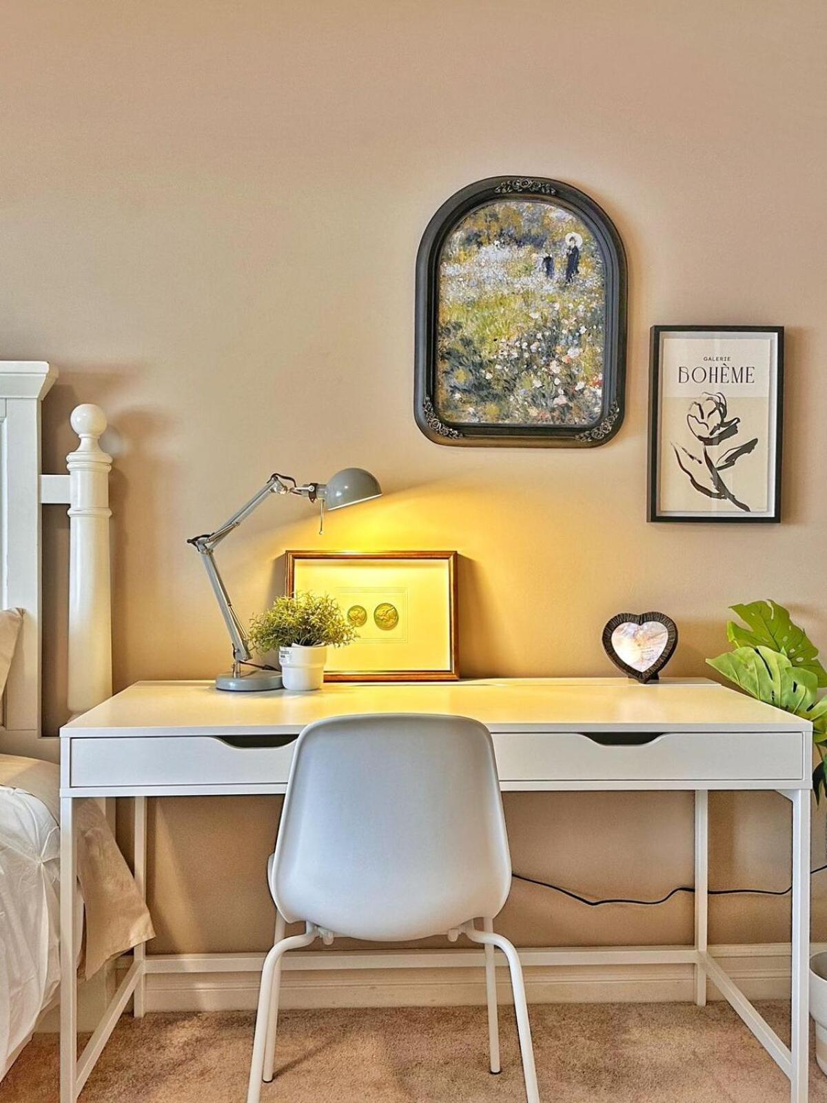 Entire Beautiful And Cozy Holiday home Edmonton